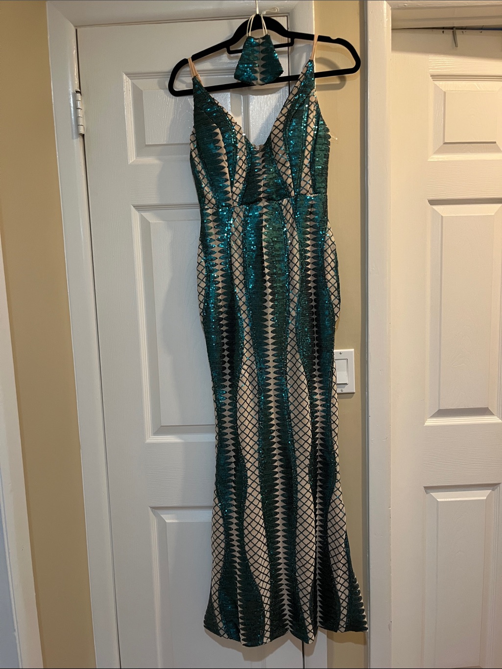 Green Sequin V-Neck Prom Dress With Striped Pattern